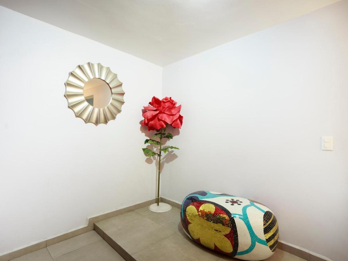 Adhoc Express Hotel Monterrey Eksteriør billede