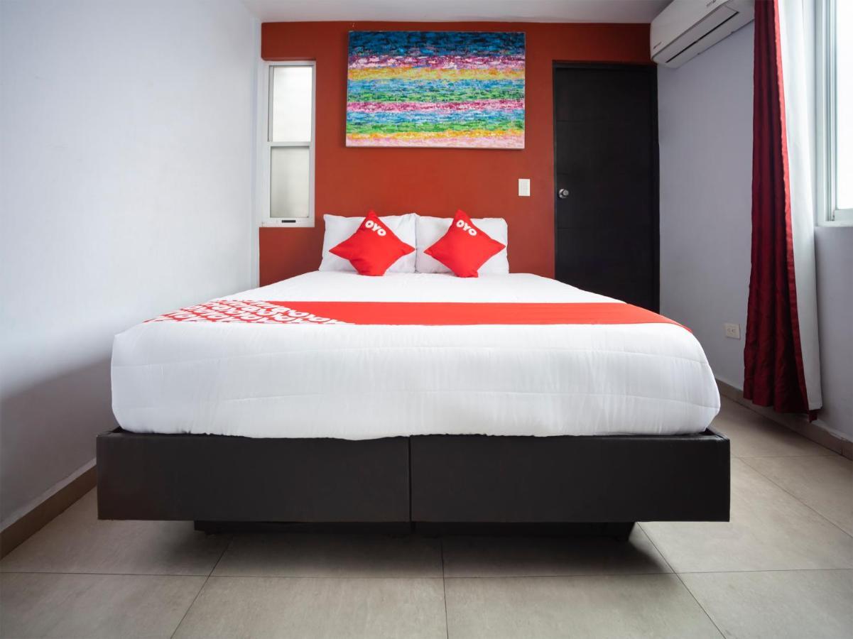 Adhoc Express Hotel Monterrey Eksteriør billede