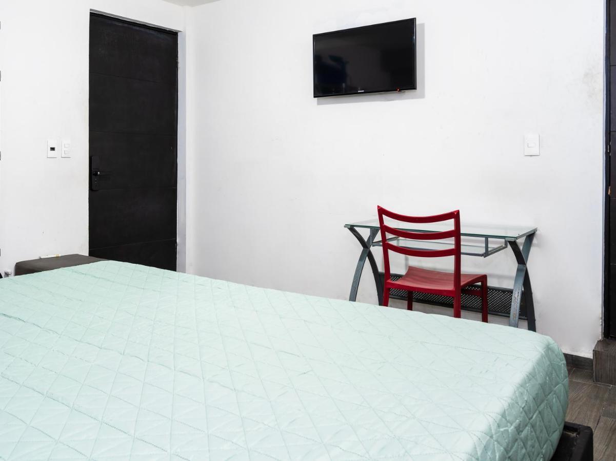 Adhoc Express Hotel Monterrey Eksteriør billede