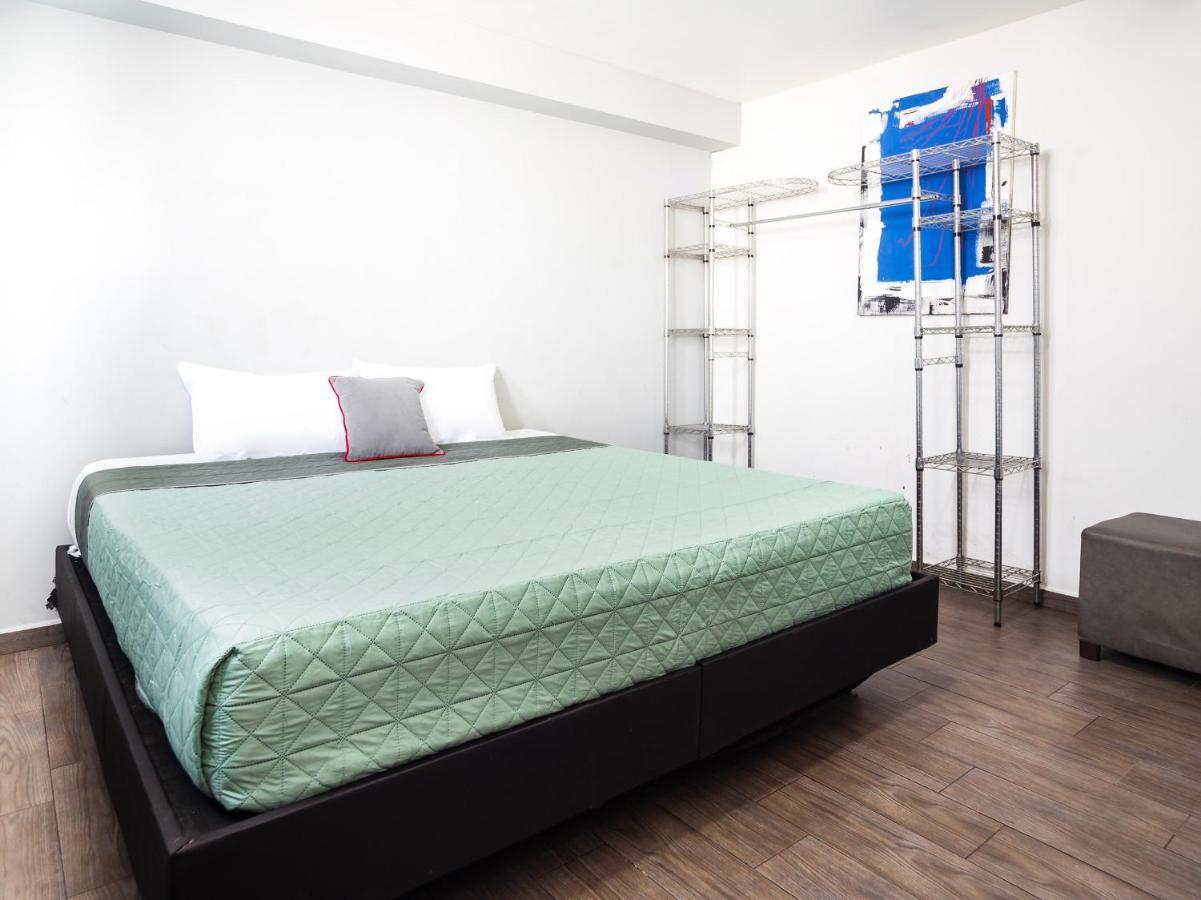 Adhoc Express Hotel Monterrey Eksteriør billede