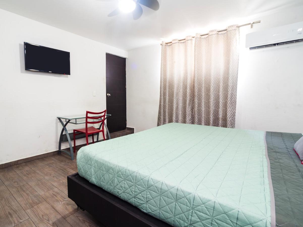 Adhoc Express Hotel Monterrey Eksteriør billede